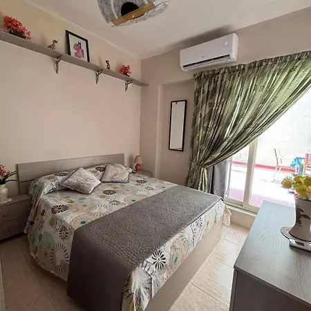 Cosy 2 Bedroom In Qawra Bugibba Area Apartment *