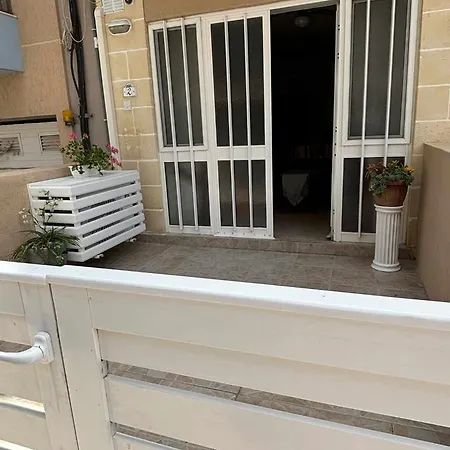 公寓 Cosy 2 Bedroom In Qawra Bugibba Area
